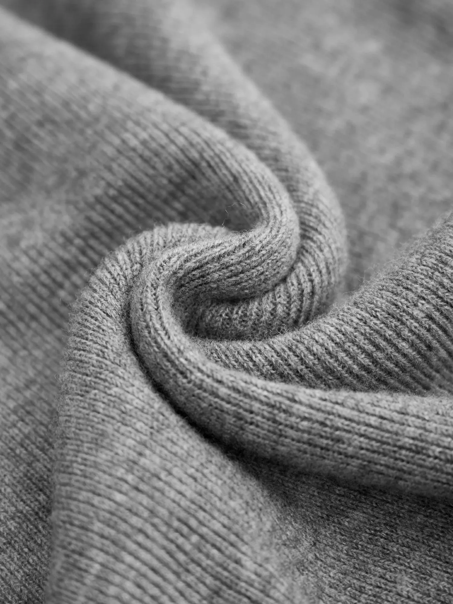 Amoretu Women's 100% Wool High Collar Knitted Sweater
