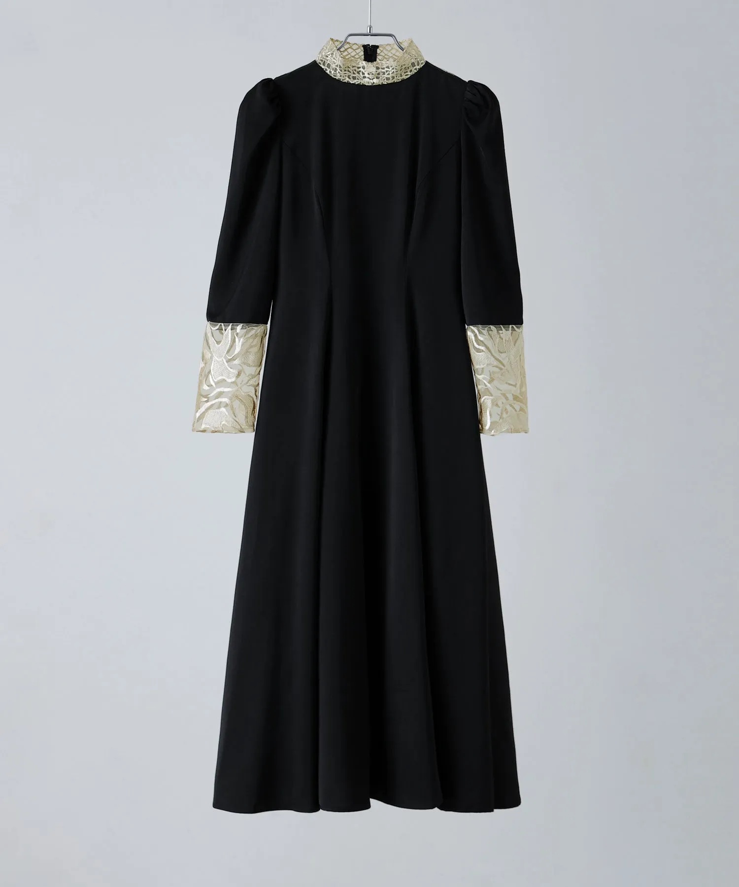 Back embroidery flared dress