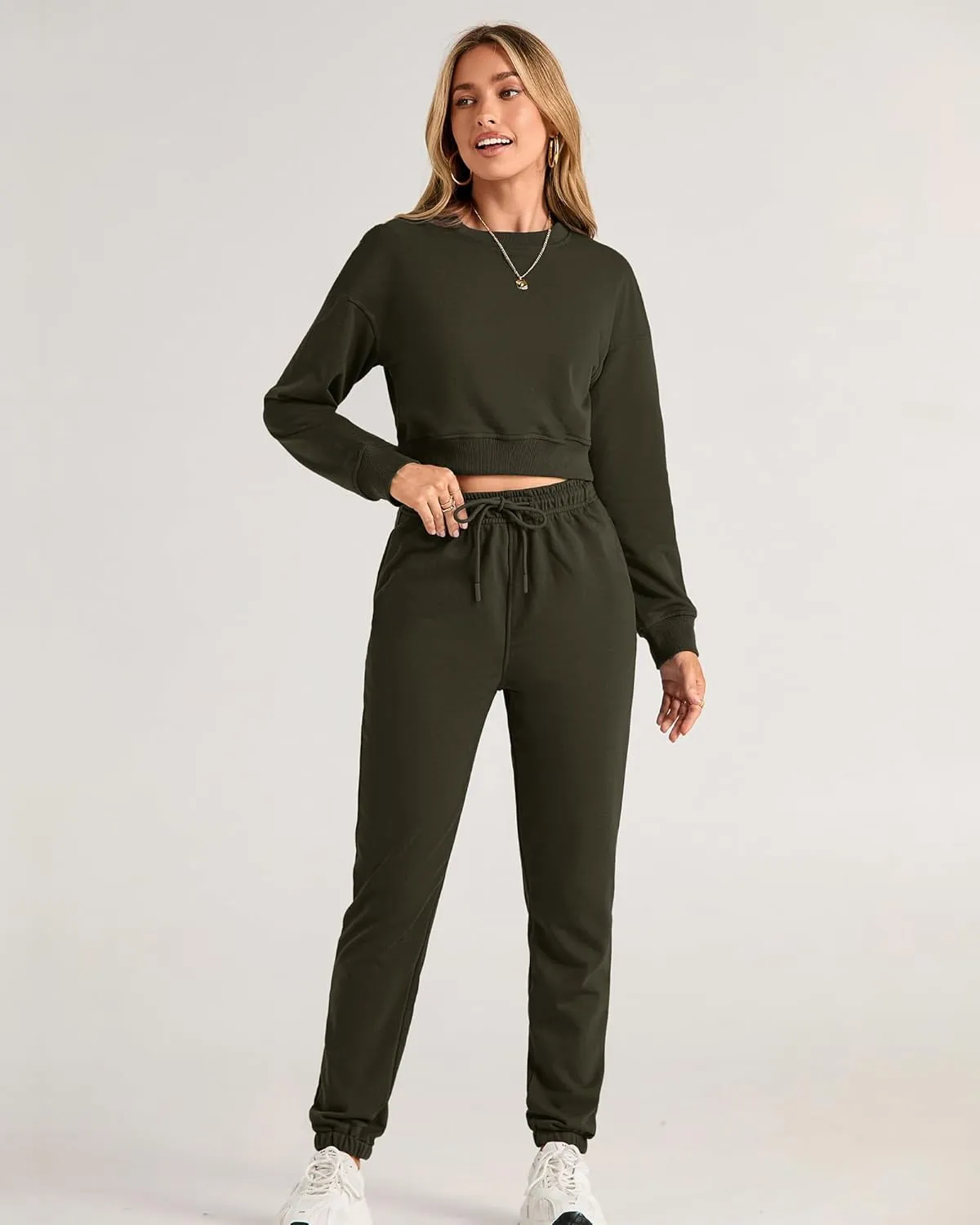 BTFBM Women 2 Piece Outfits Long Sleeve Crop Top Pullover Drawstring Pant Jogger Set Casual Sweatsuits Tracksuit Pockets