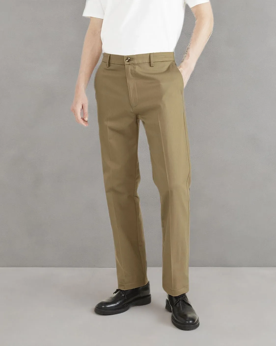 Dockers Men's Slim Fit Signature Iron Free Khaki with Stain Defender Pants
