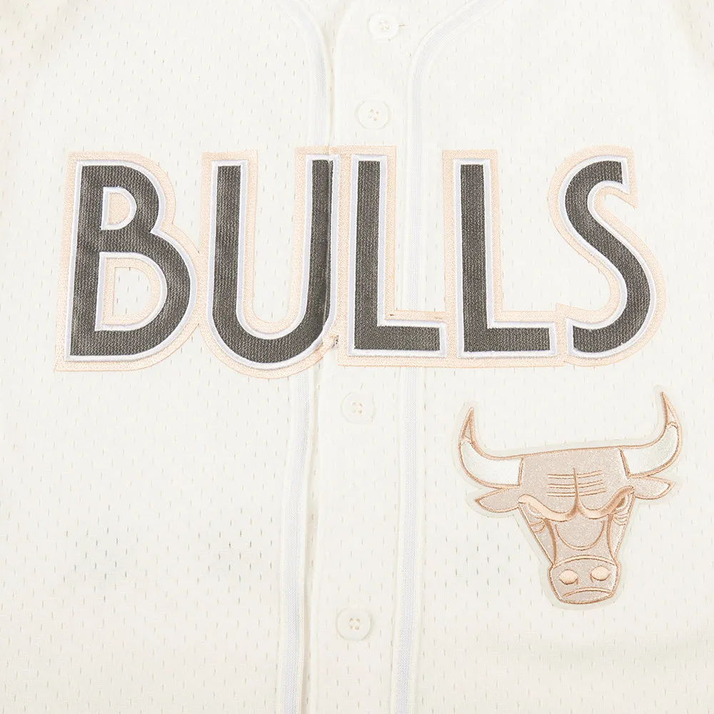 NBA CHICAGO BULLS CITY EDITION 24-25 MEN'S MESH BUTTON DOWN SHIRT (EGGSHELL)