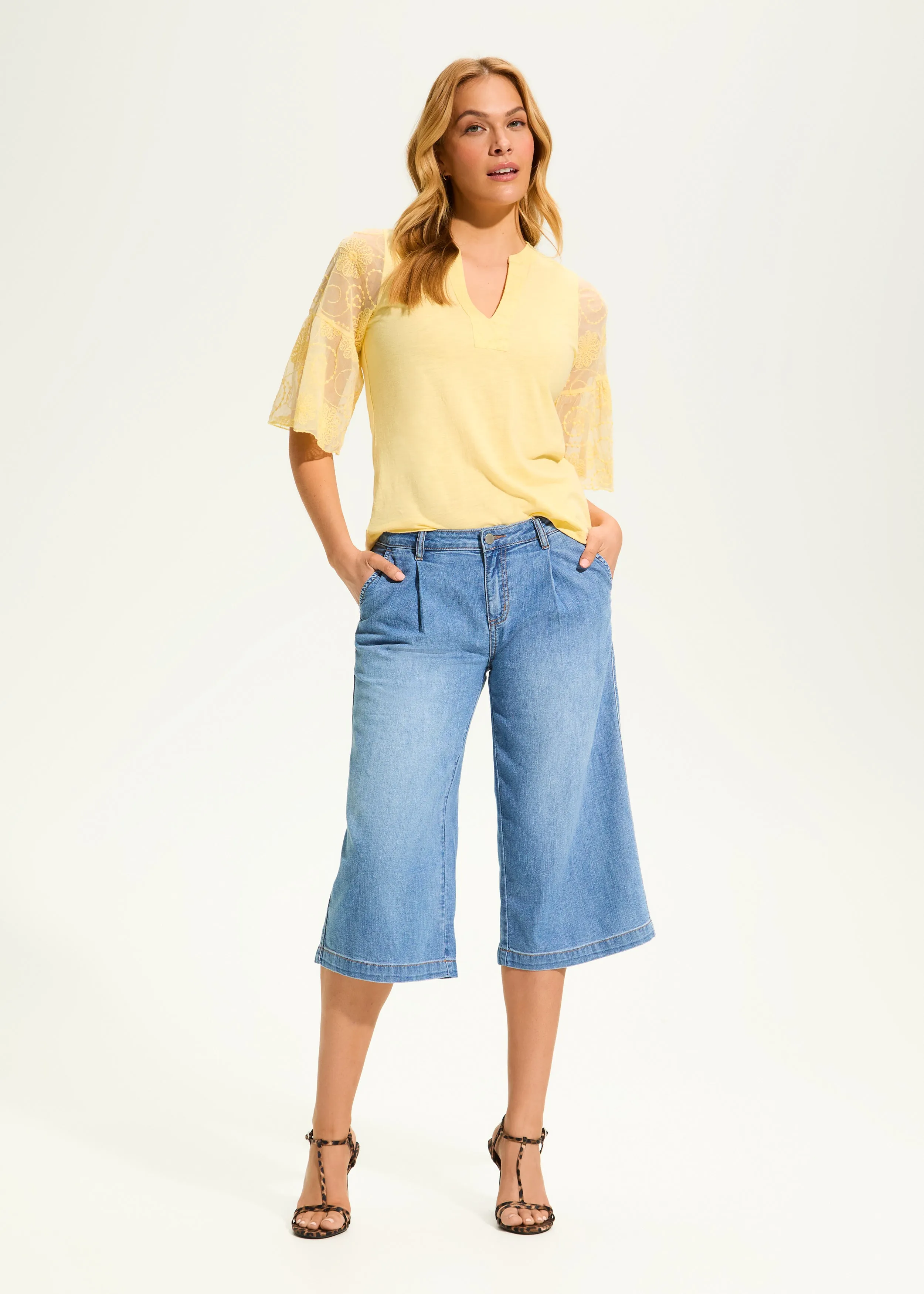 Olivia Wide Capri, Medium Blue
