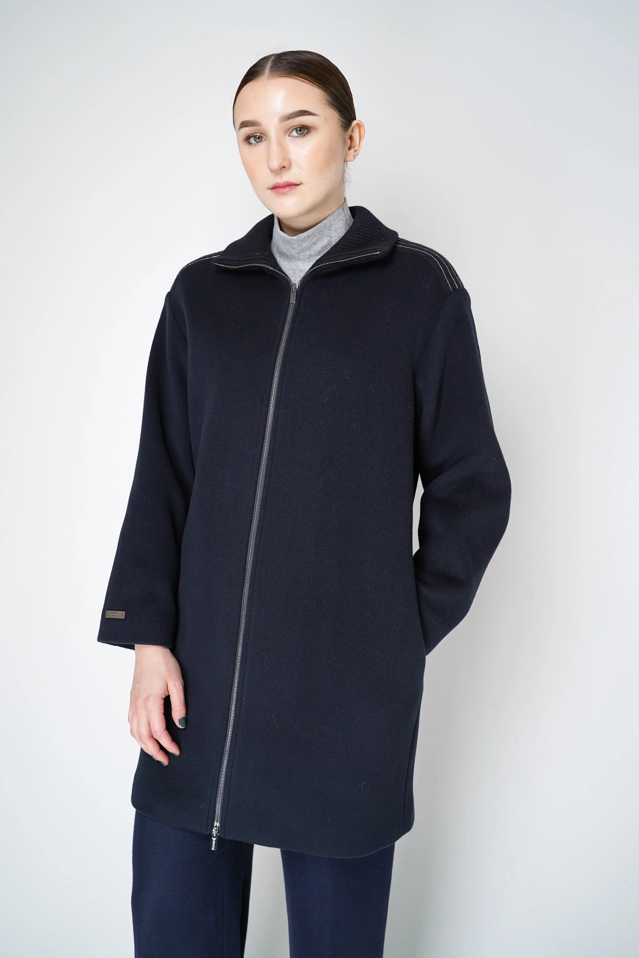 Peserico Cashmere and Wool Coat with Knitted Collar in Navy