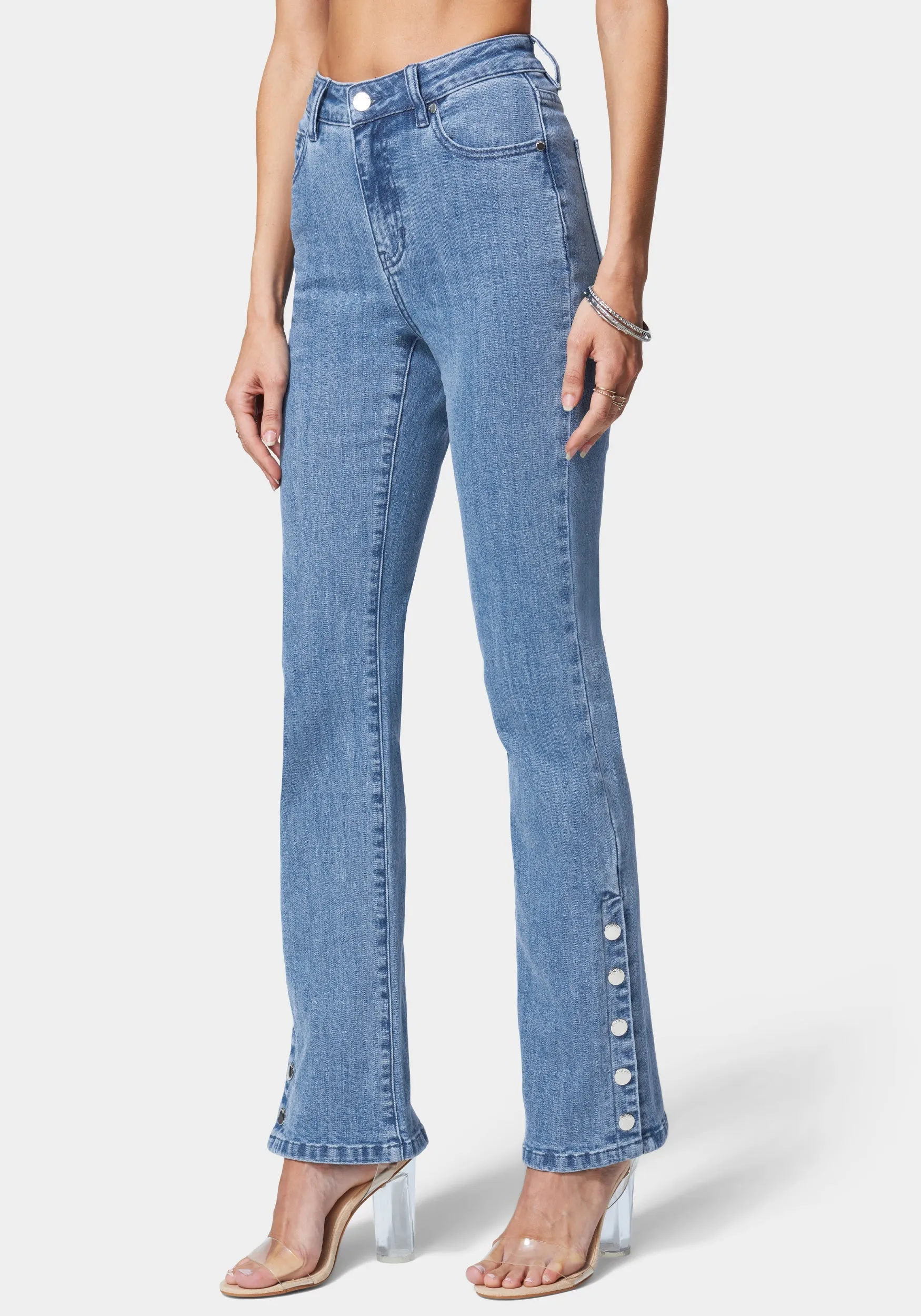Side Snap Flared Jean